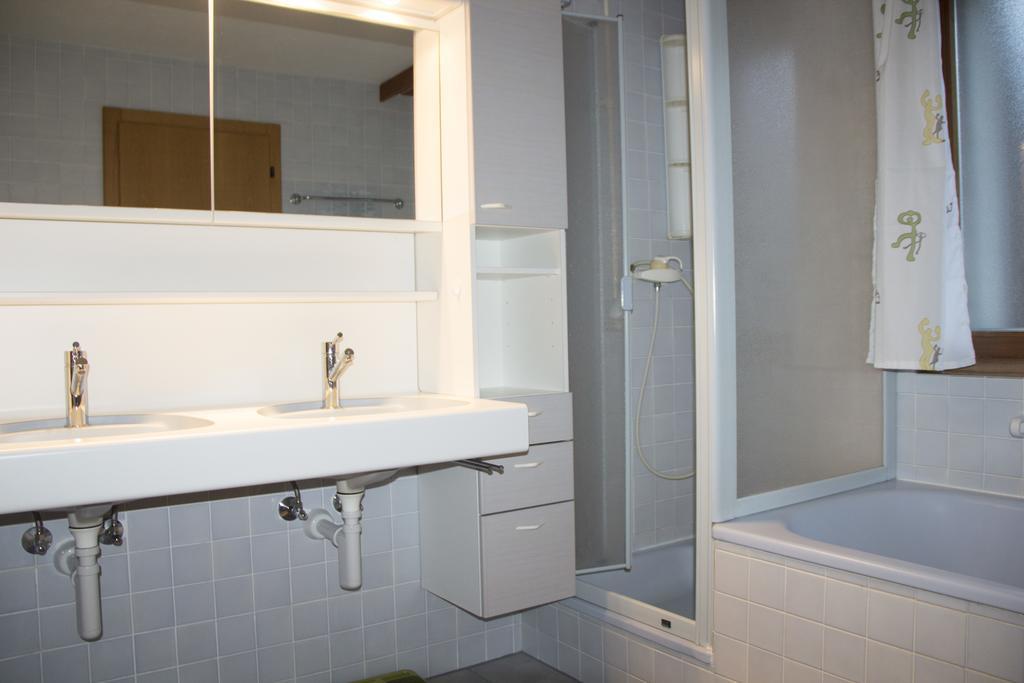 Apartment Etzel Saas-Fee Room photo