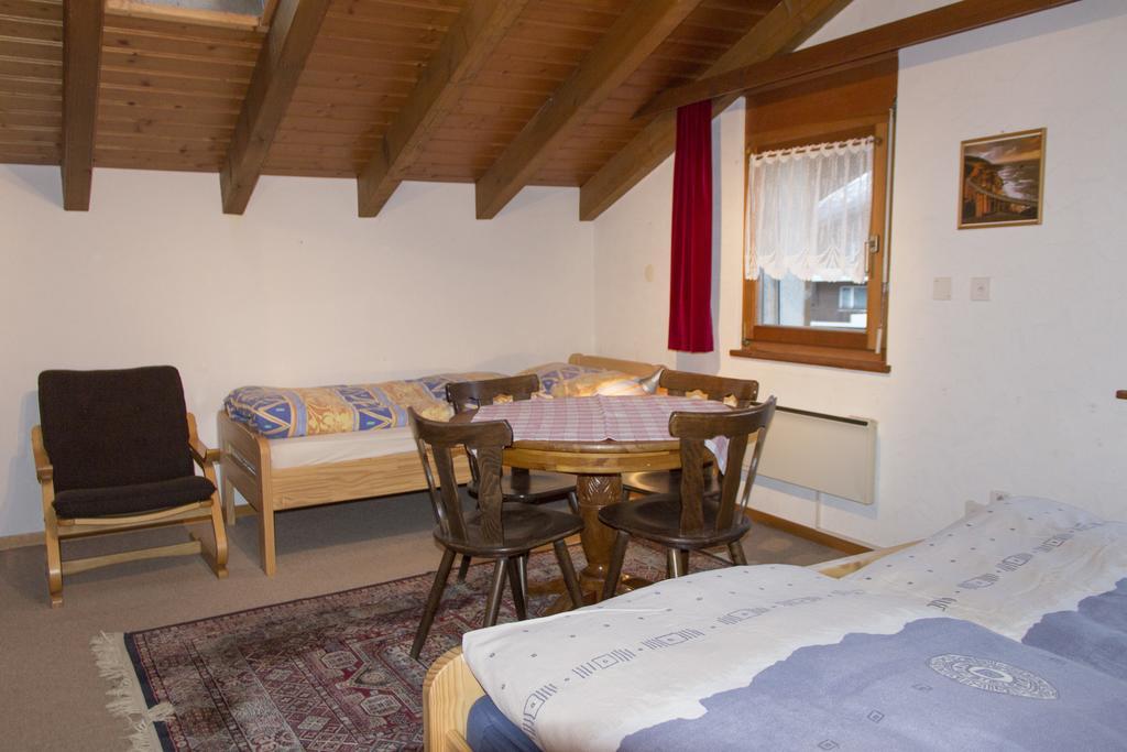 Apartment Etzel Saas-Fee Room photo